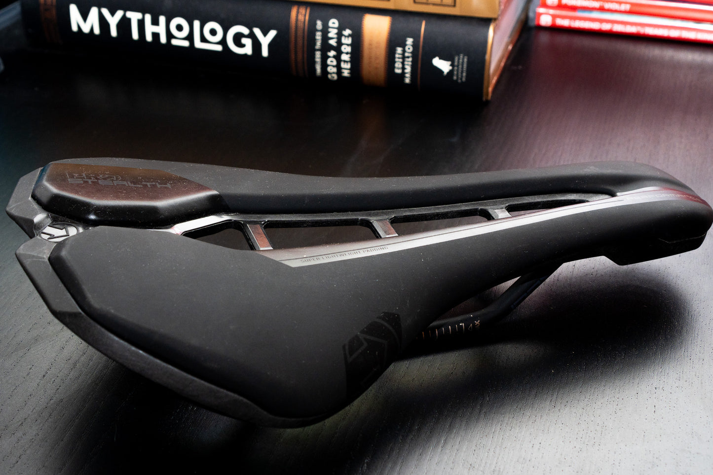 PRO Stealth Performance Saddle 152mm Alloy Rail
